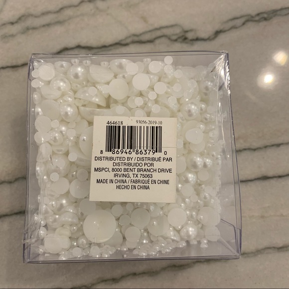 Faux White and Pearl Acrylic Crafting Beads - Picture 4 of 4